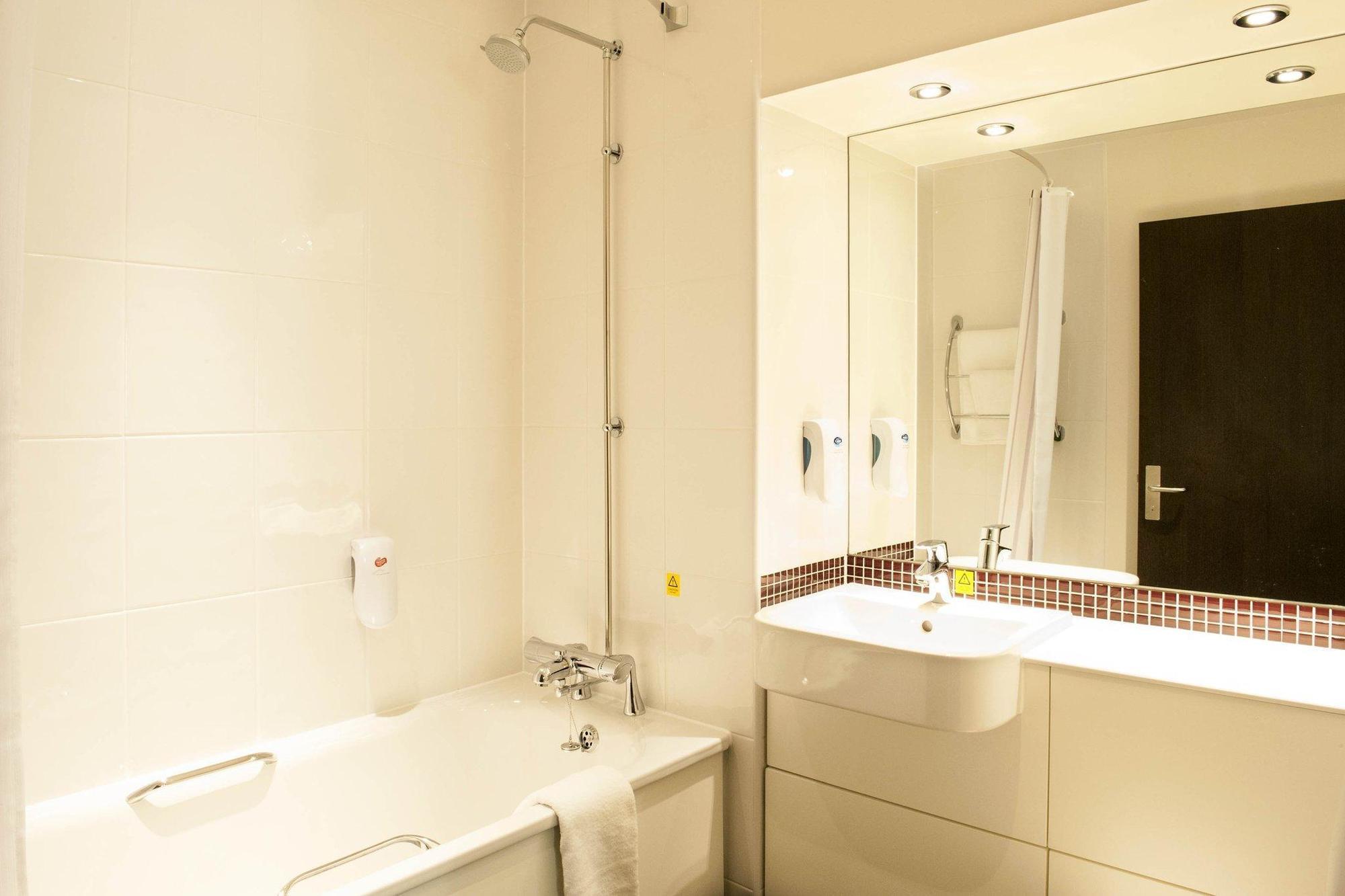 Premier Inn Worcester City Centre 외부 사진